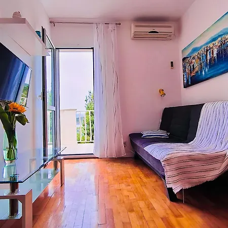 Zb Apartment Maslinica