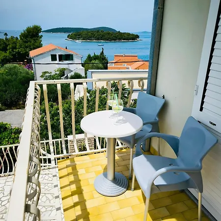 Zb Apartment Maslinica