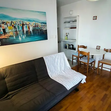 Zb Apartment